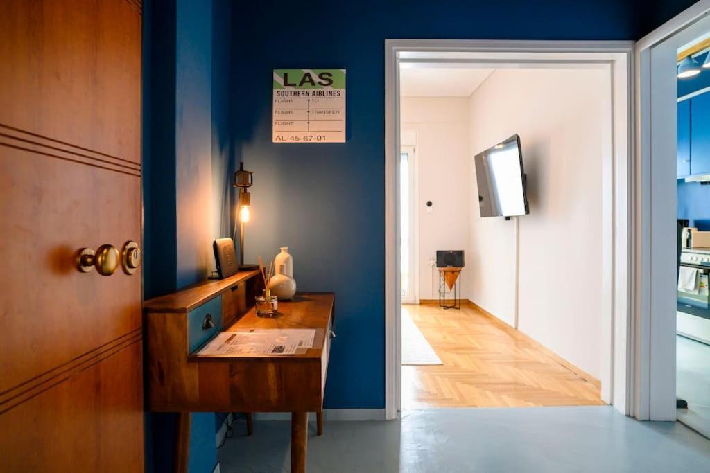 Bluexenia 1 Bedroom Retro Luxury Athena Bagian luar foto