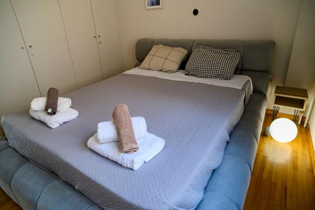 Bluexenia 1 Bedroom Retro Luxury Athena Bagian luar foto