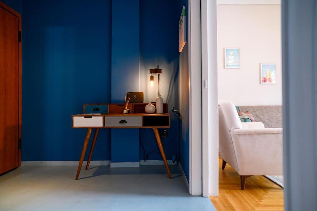 Bluexenia 1 Bedroom Retro Luxury Athena Bagian luar foto
